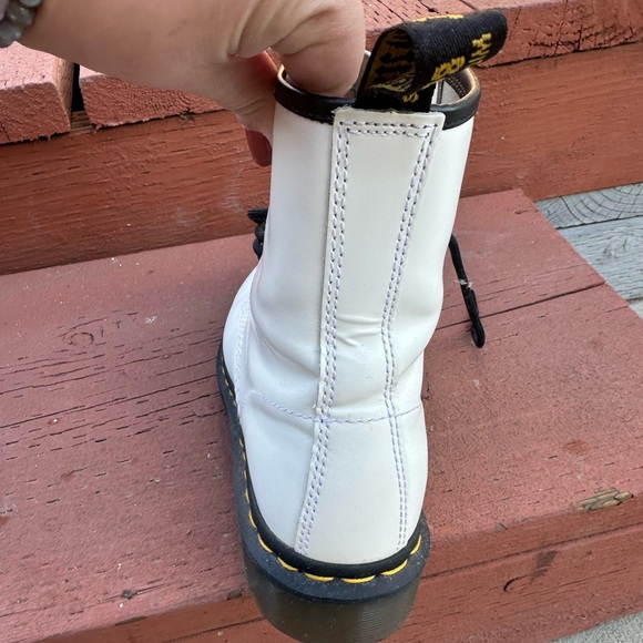 WHITE leather Dr. Martens 1460 lace up boots - good condition - size US 7 L - Picture 11 of 16